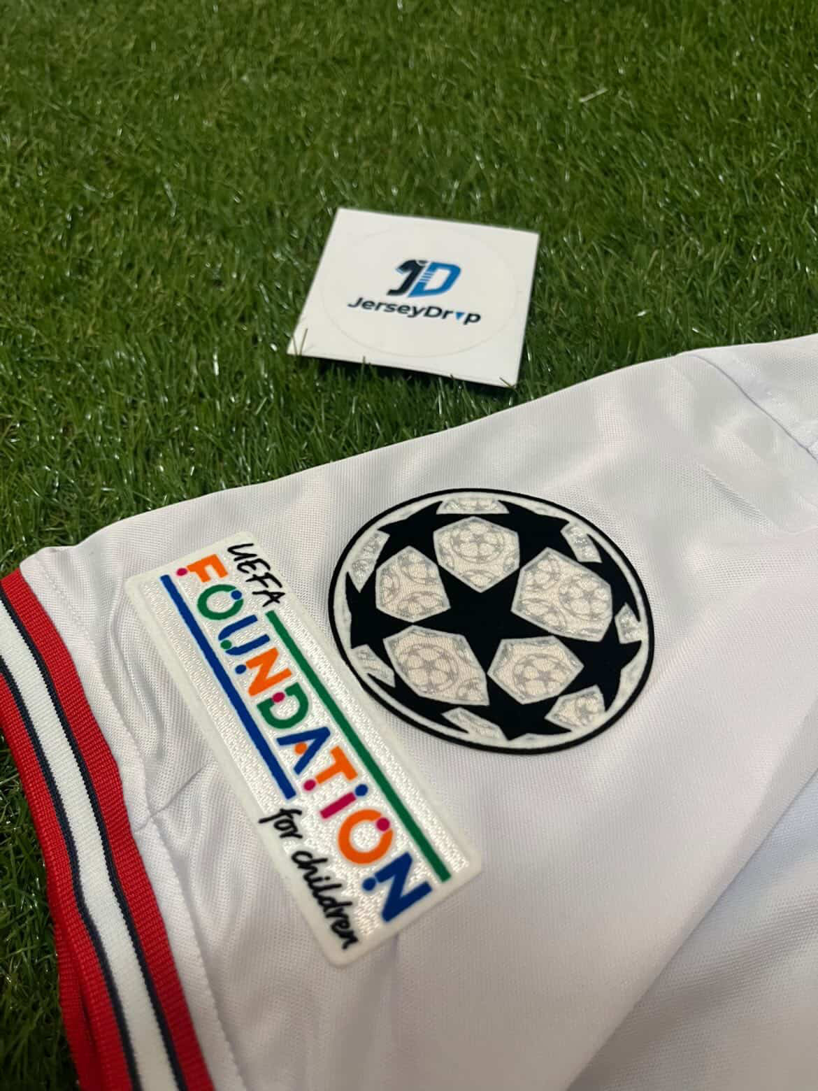 PSG 2021/22 4TH CHL RETRO JERSEY