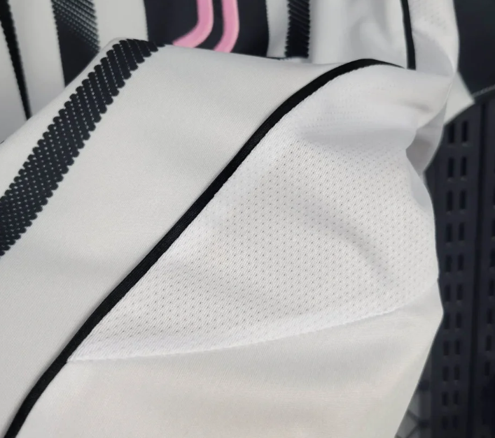 JUVENTUS 2025/26 HOME JERSEY