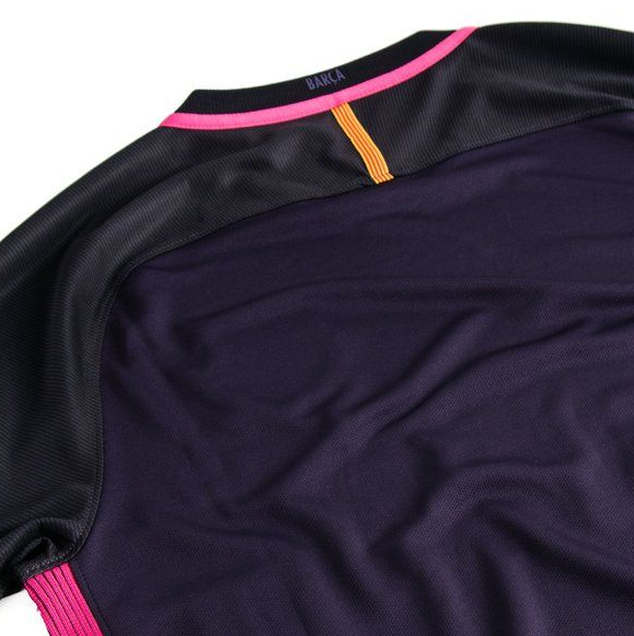 BARCELONA 2016/17 AWAY RETRO JERSEY